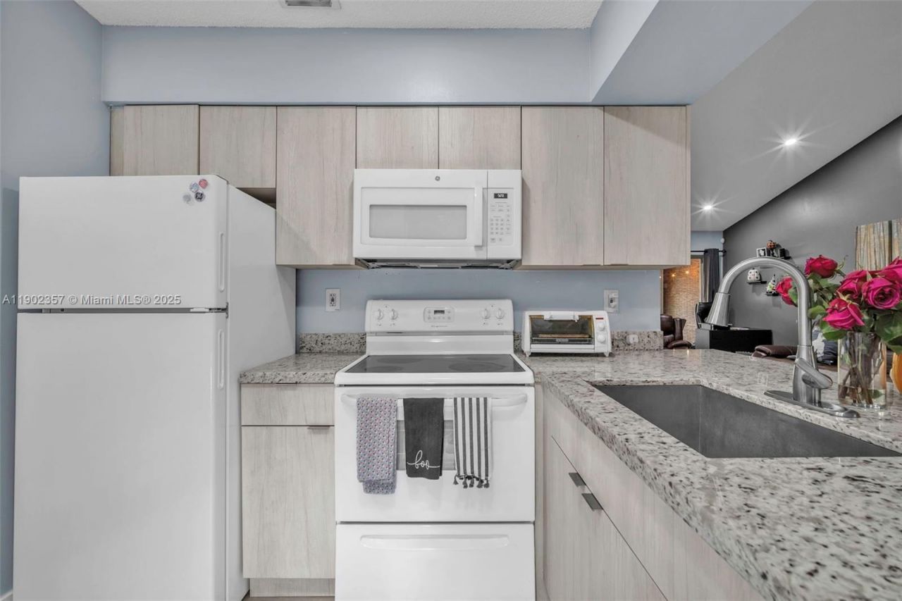 9507 SW 140th Ct, Unit 9507, Miami, FL 33186 Photo