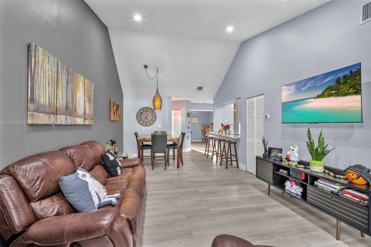 9507 SW 140th Ct, Unit 9507, Miami, FL 33186 Photo