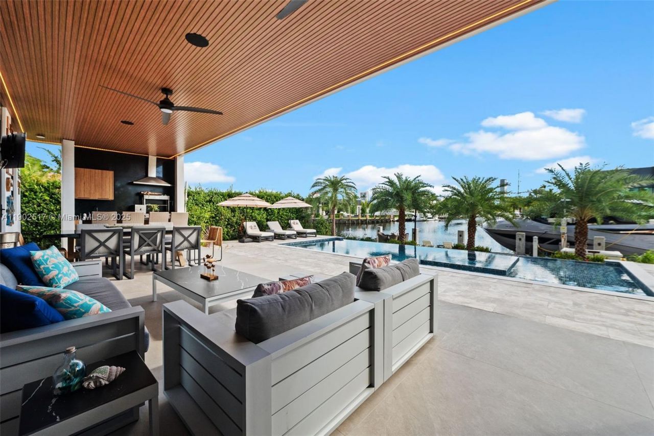 655 Layne Blvd, Hallandale Beach, FL 33009 Photo