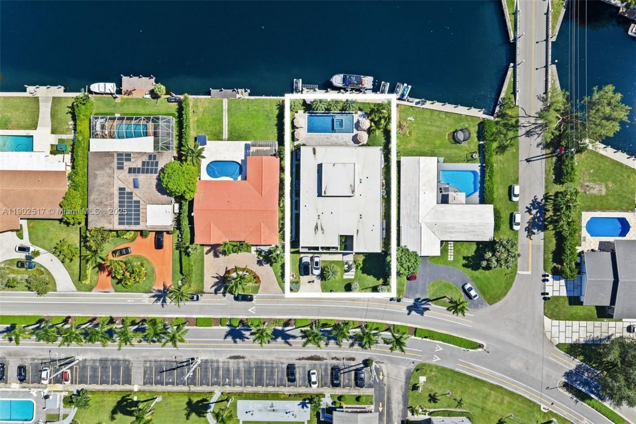 655 Layne Blvd, Hallandale Beach, FL 33009 Photo