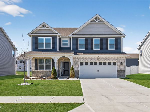 230 Walker Drive, Whiteland, IN 46184