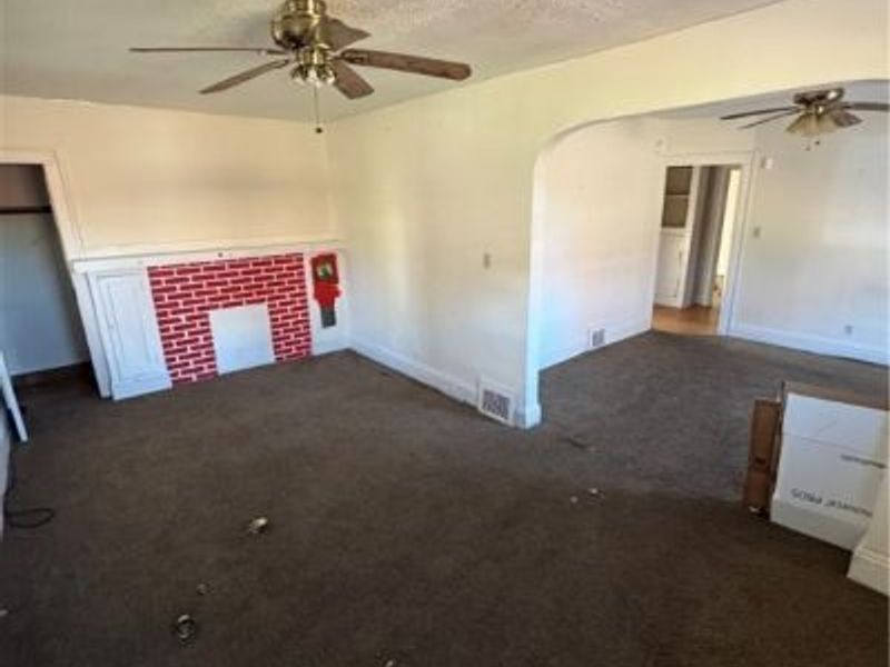 10902 Gay Avenue, Cleveland, OH 44105 Photo 5