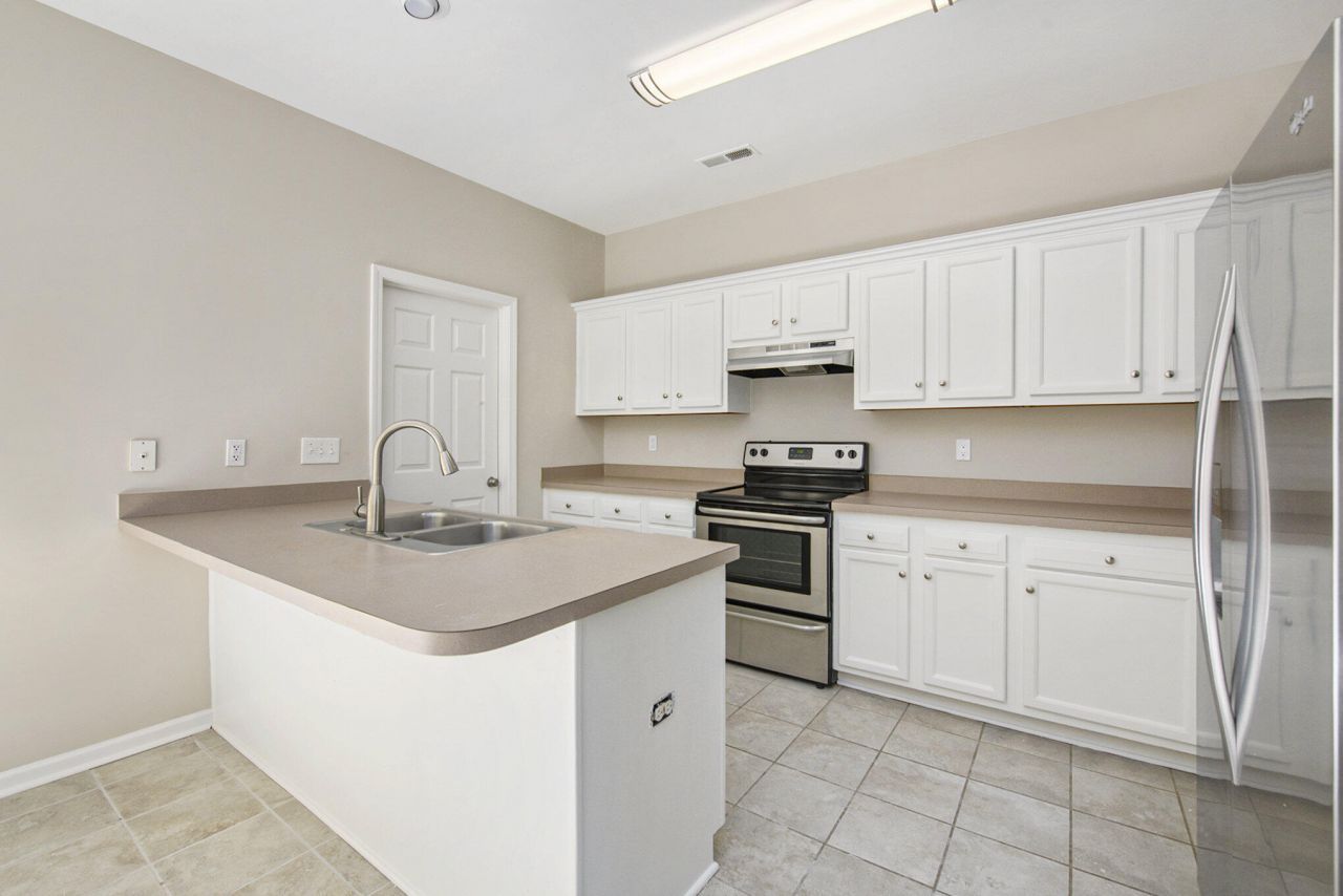 1035 Lexi Court Photo 9