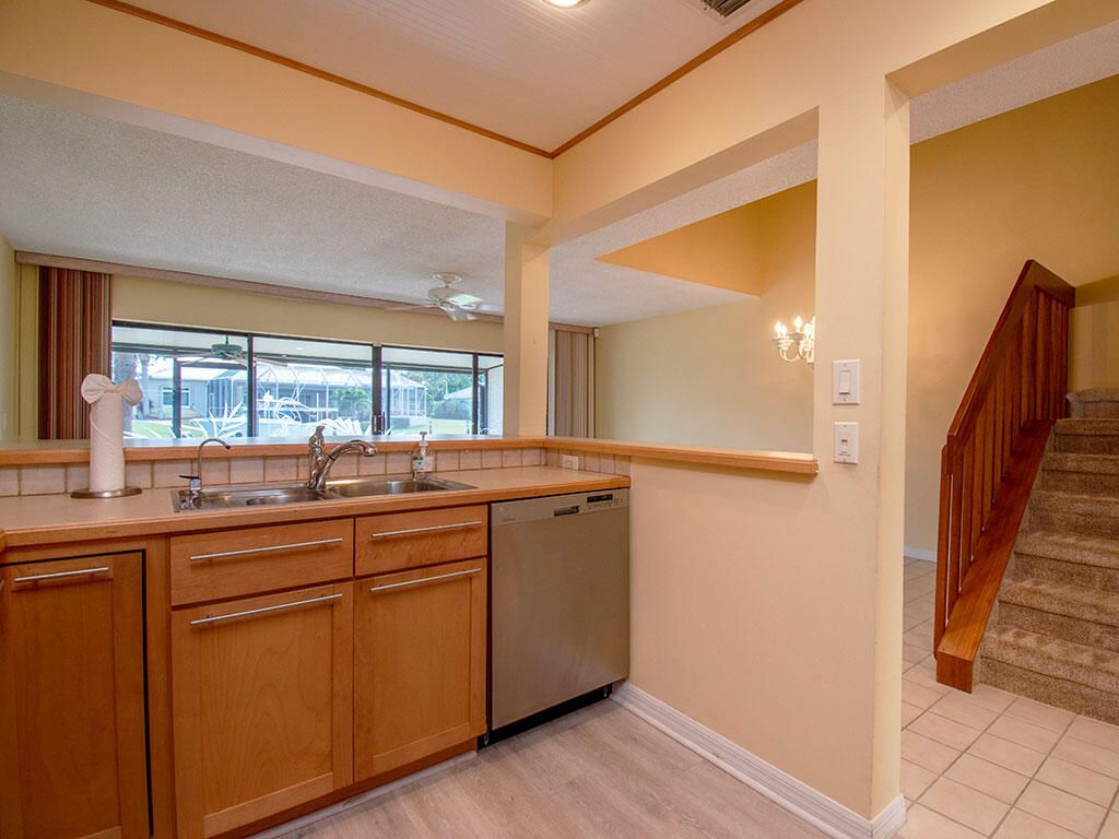 1102 SE Mitchell Avenue, Unit 103, Port Saint Lucie, FL 34952 Photo