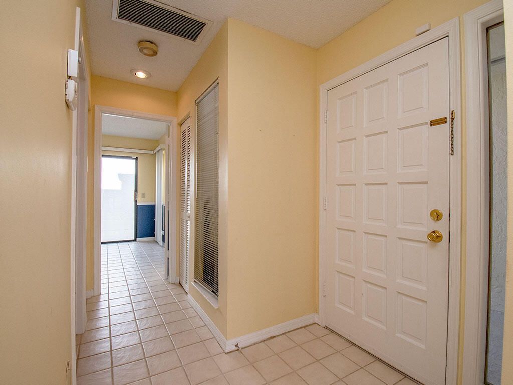 1102 SE Mitchell Avenue, Unit 103, Port Saint Lucie, FL 34952 Photo