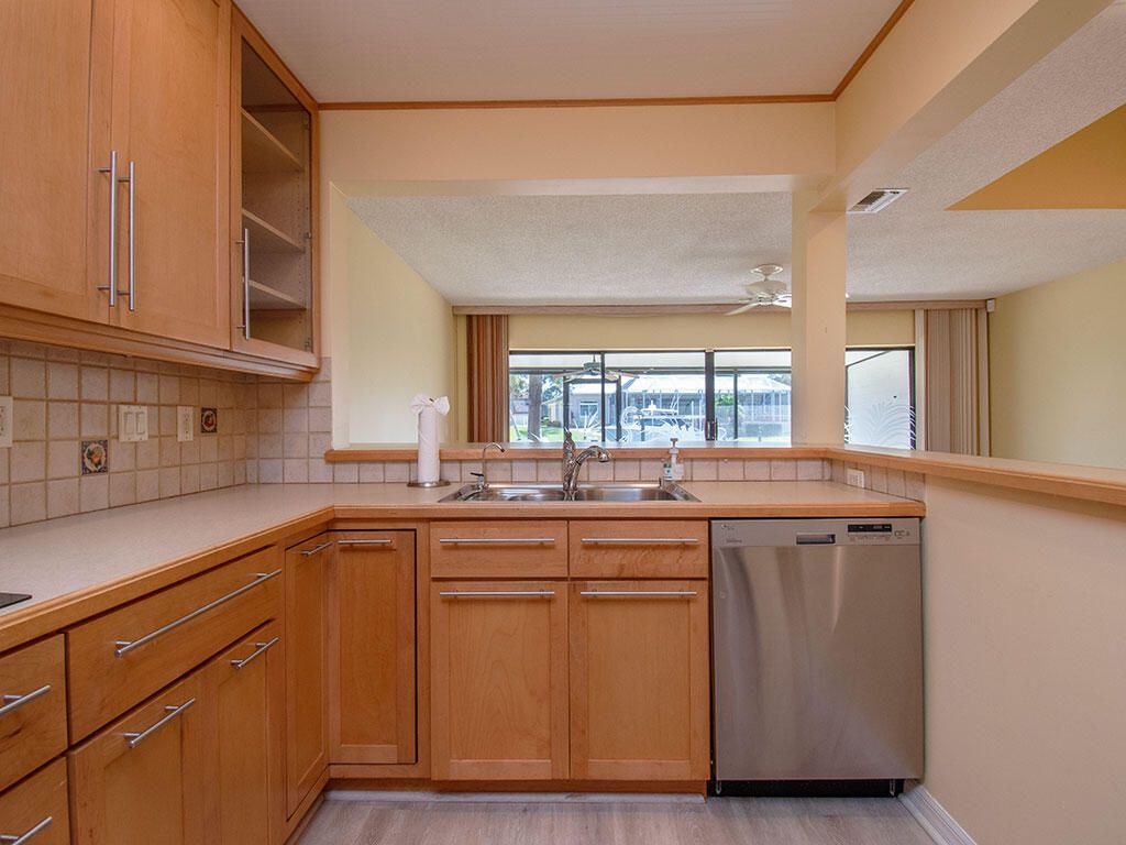 1102 SE Mitchell Avenue, Unit 103, Port Saint Lucie, FL 34952 Photo