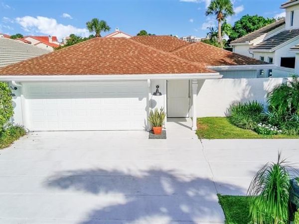 17026 Bay Street, Jupiter, FL 33477