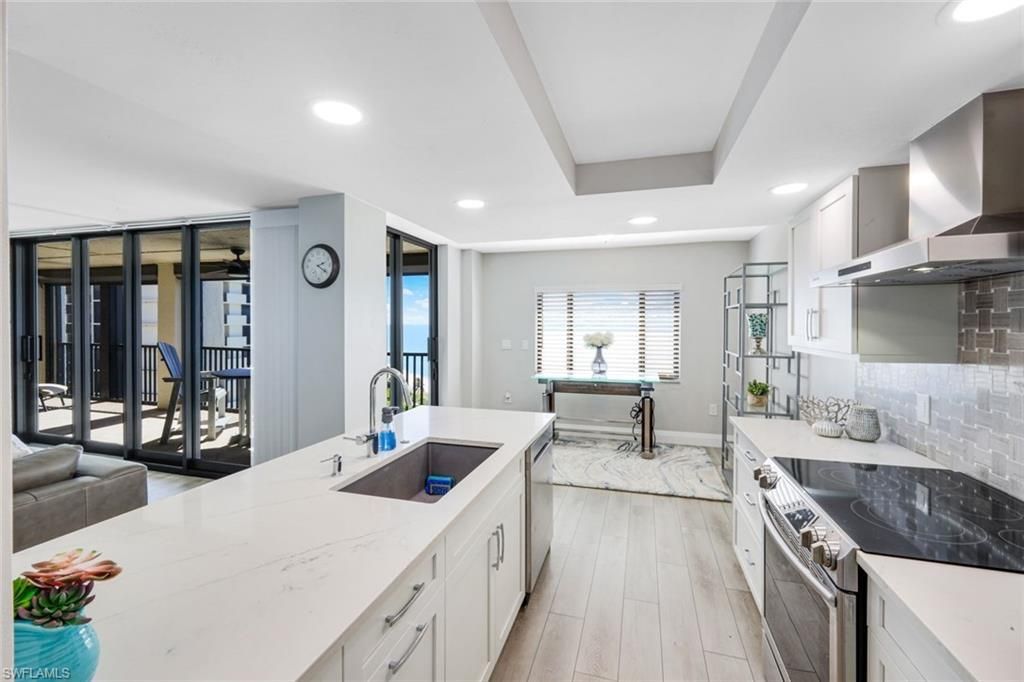 10951 Gulf Shore Dr, Unit 1202, Naples, FL 34108 Photo