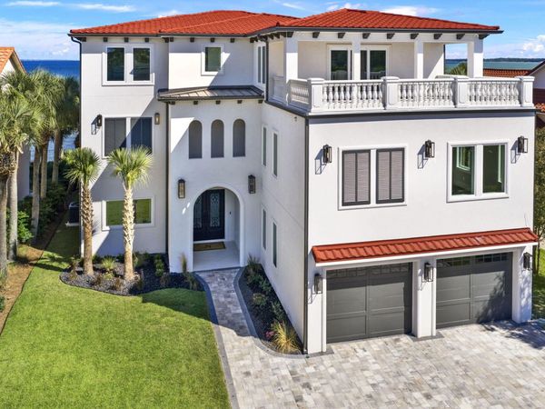 28 Bay Bridge Drive, Gulf Breeze, FL 32561