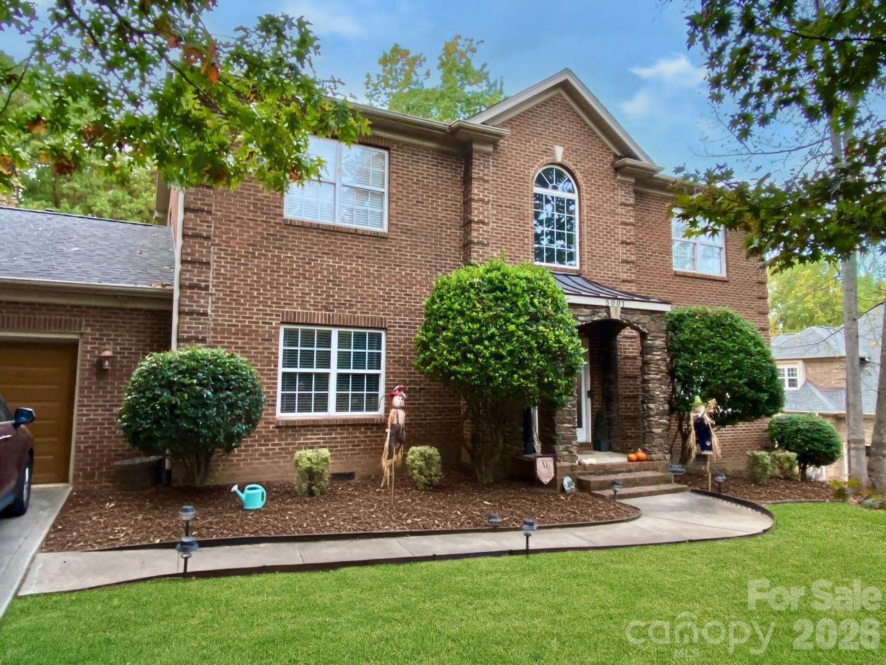 5001 Ardenwoods Drive, Charlotte, NC 28215 Main Photo