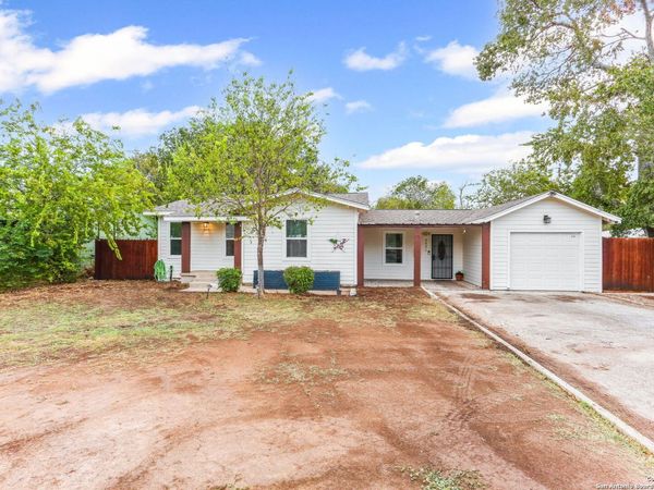 4442 Lord, San Antonio, TX 78220