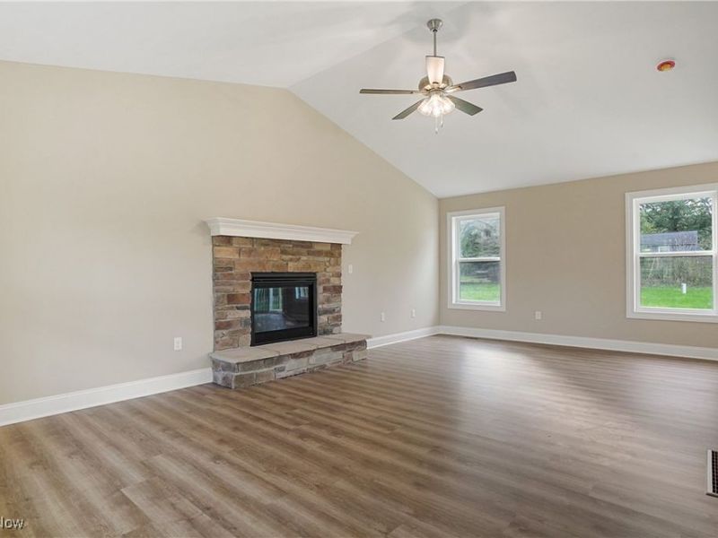 4133 State Route 225, Diamond, OH 44412 Photo 6