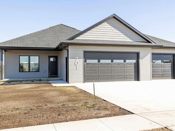 701 Hickory St, Janesville, IA 50647