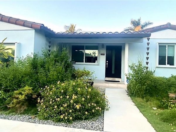 5935 SW 42nd St, Miami, FL 33155