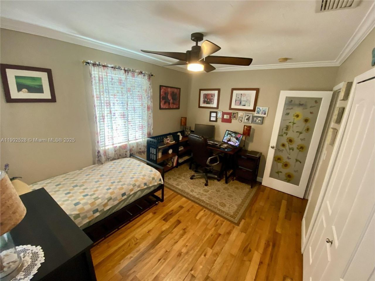 5935 SW 42nd St, Miami, FL 33155 Photo