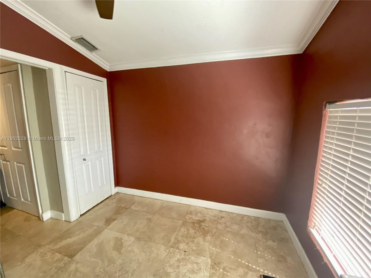 5935 SW 42nd St, Miami, FL 33155 Photo