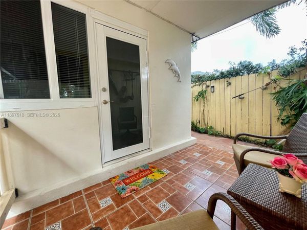 264 NW 61 Ave, Unit rear, Miami, FL 33126