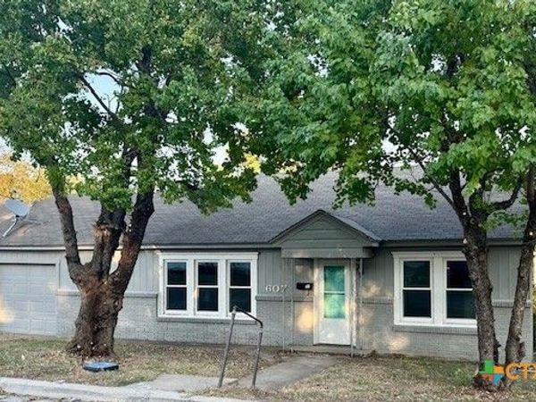 607 Park Street, Gatesville, TX 76528