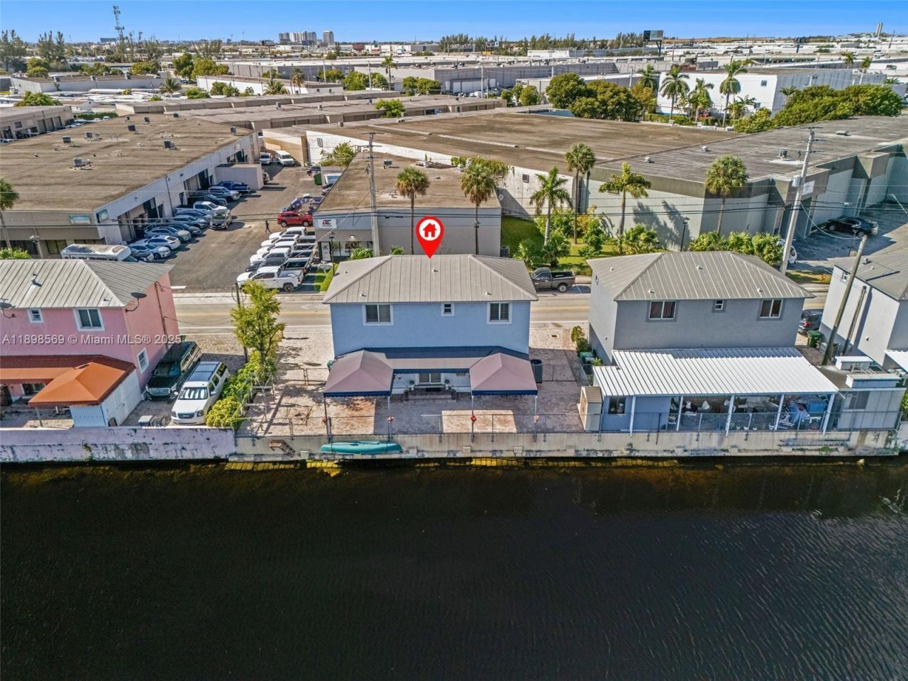 8357 NW South River Dr, Medley, FL 33166 Photo