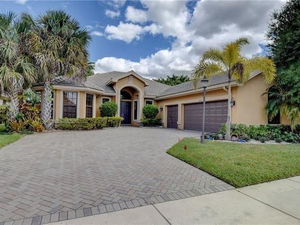 10295 Trianon Place, Wellington, FL 33449