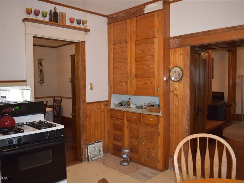 714 Orchard Avenue, Barberton, OH 44203 Photo 8