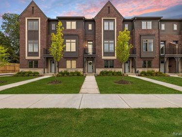 386 Notre Dame Street, Grosse Pointe, MI 48230