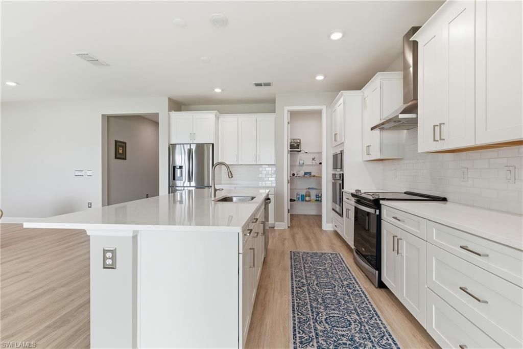 2055 Grove Dr, Naples, FL 34120 Photo
