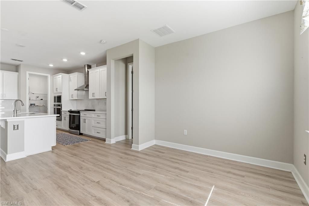 2055 Grove Dr, Naples, FL 34120 Photo