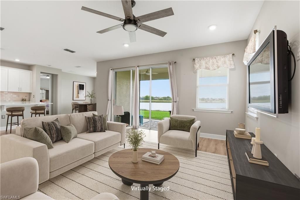 2055 Grove Dr, Naples, FL 34120 Photo