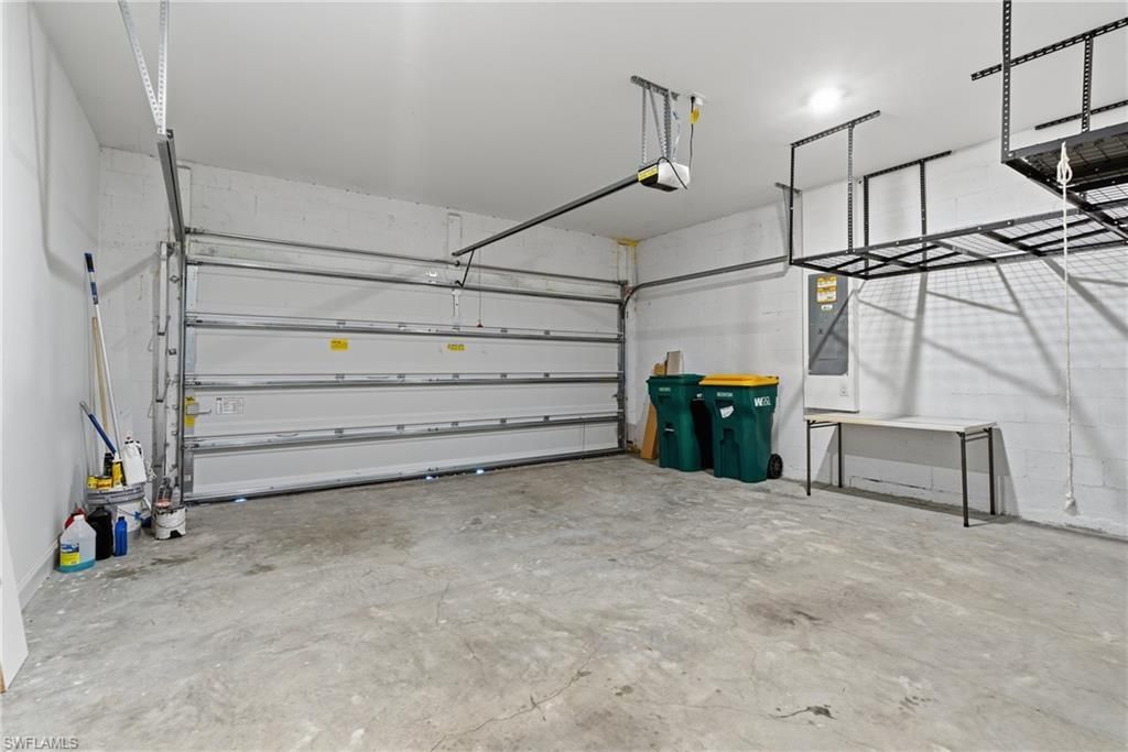 2055 Grove Dr, Naples, FL 34120 Photo