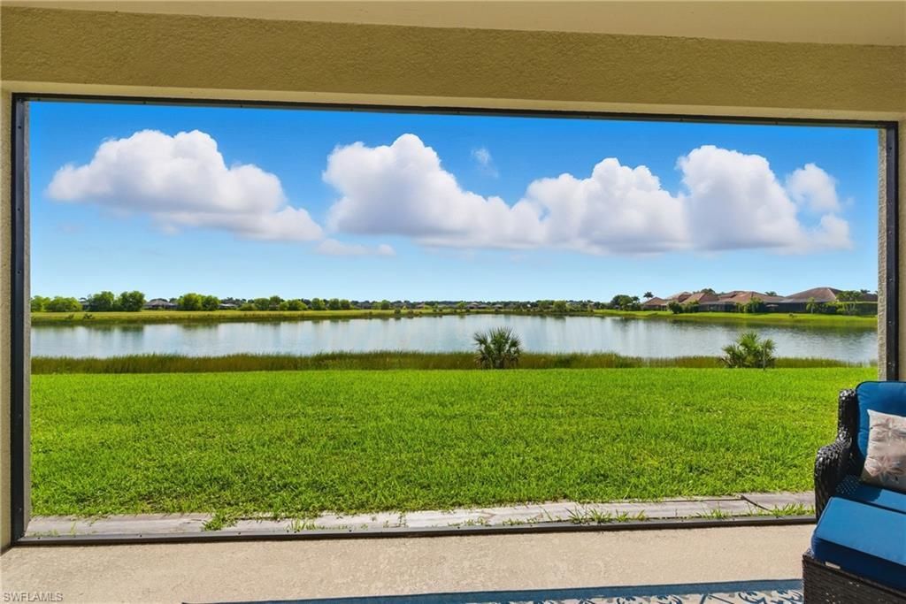 2055 Grove Dr, Naples, FL 34120 Photo