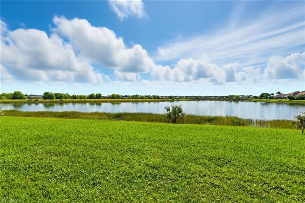 2055 Grove Dr, Naples, FL 34120 Photo
