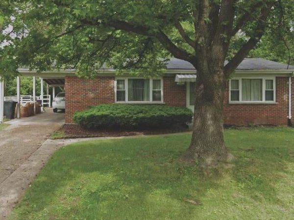 765 Pimlico Drive, Florissant, MO 63033