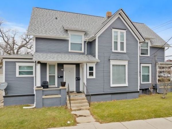 96 S Crystal Street, Elgin, IL 60123