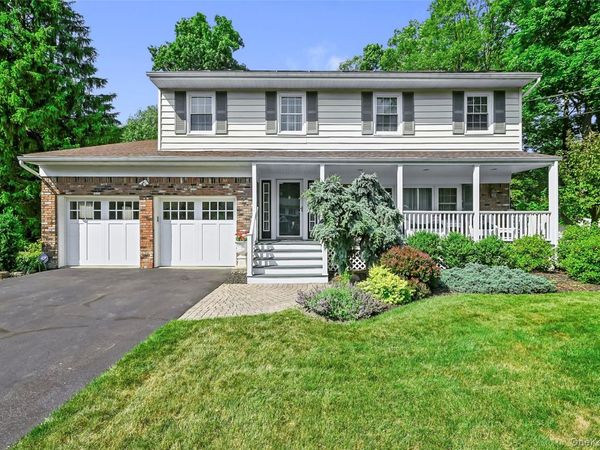 8 Camelot Drive, Goshen, NY 10924