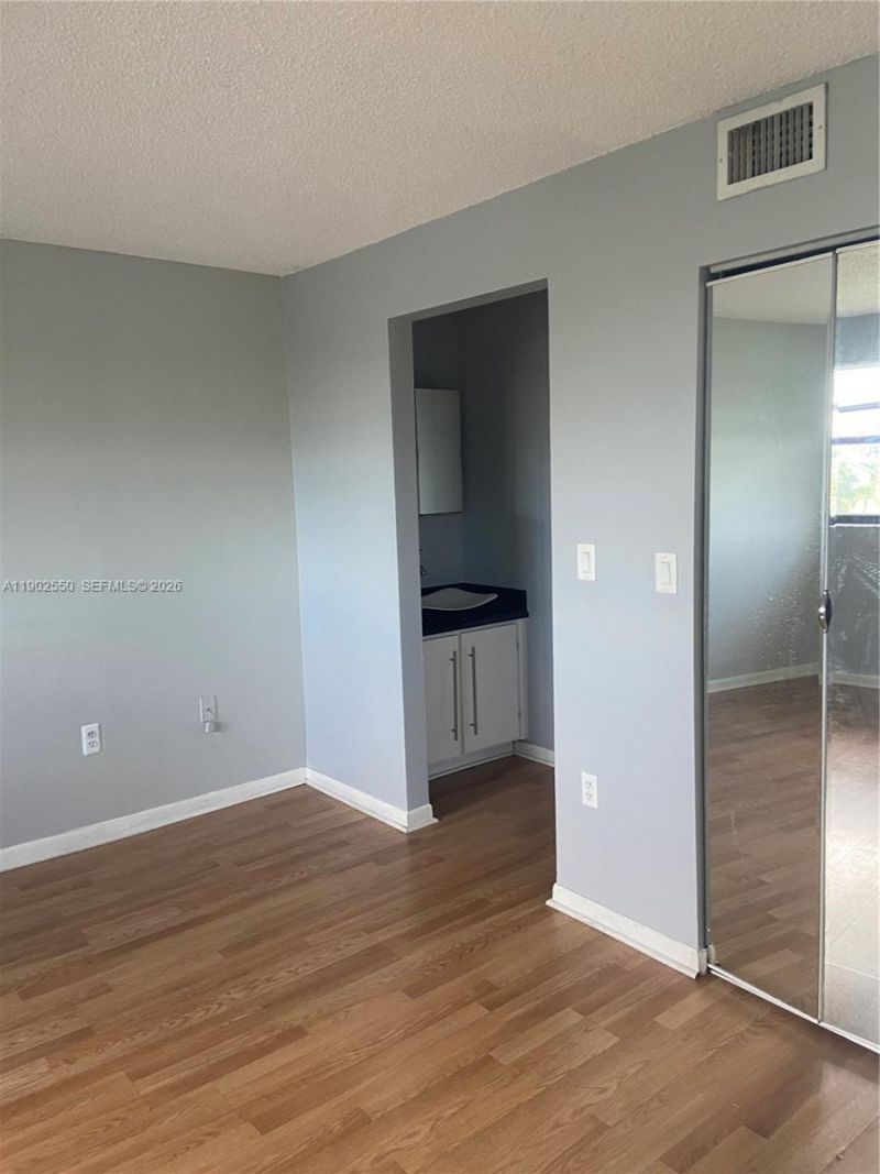 9849 Nob Hill Ln, Unit 9849, Sunrise, FL 33351 Photo