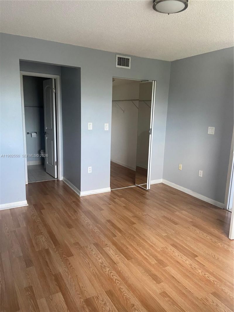 9849 Nob Hill Ln, Unit 9849, Sunrise, FL 33351 Photo