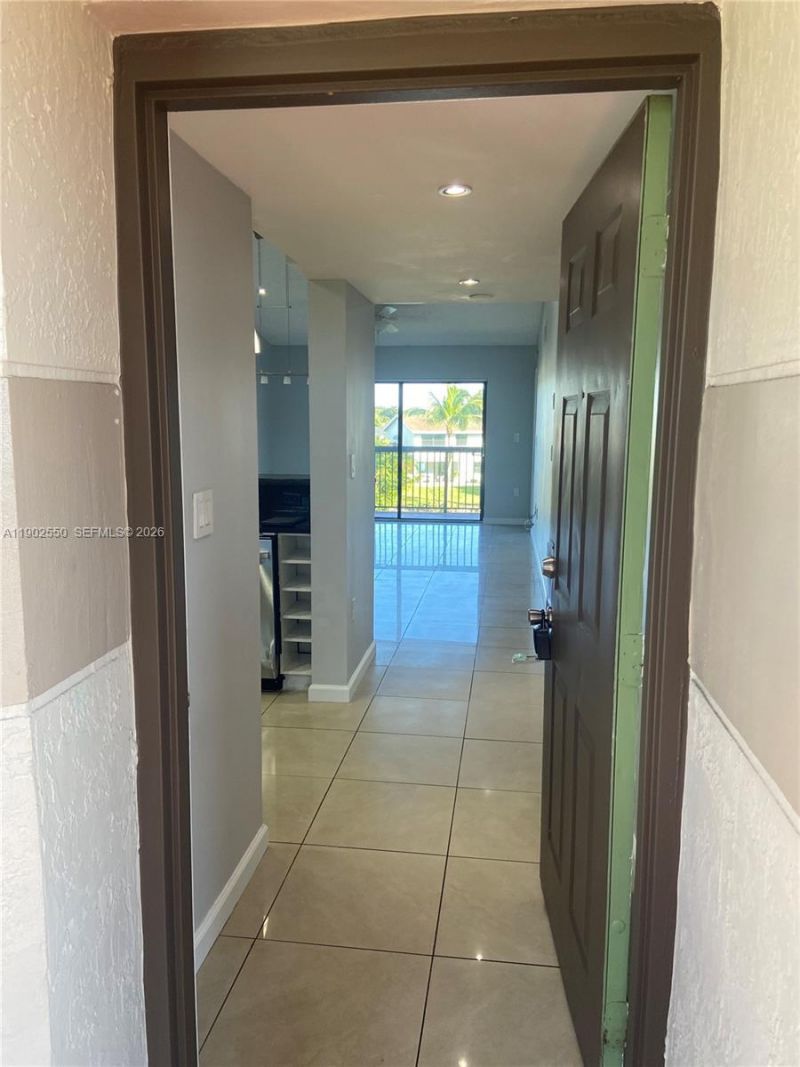 9849 Nob Hill Ln, Unit 9849, Sunrise, FL 33351 Photo