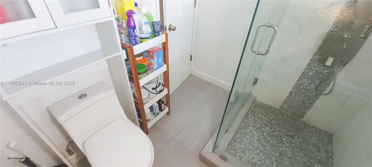 232 NE 160th St, Miami, FL 33162 Photo