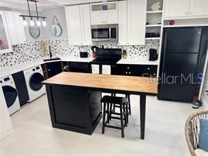 5075 Starfish Drive Se, Unit C, Saint Petersburg, FL 33705 Photo