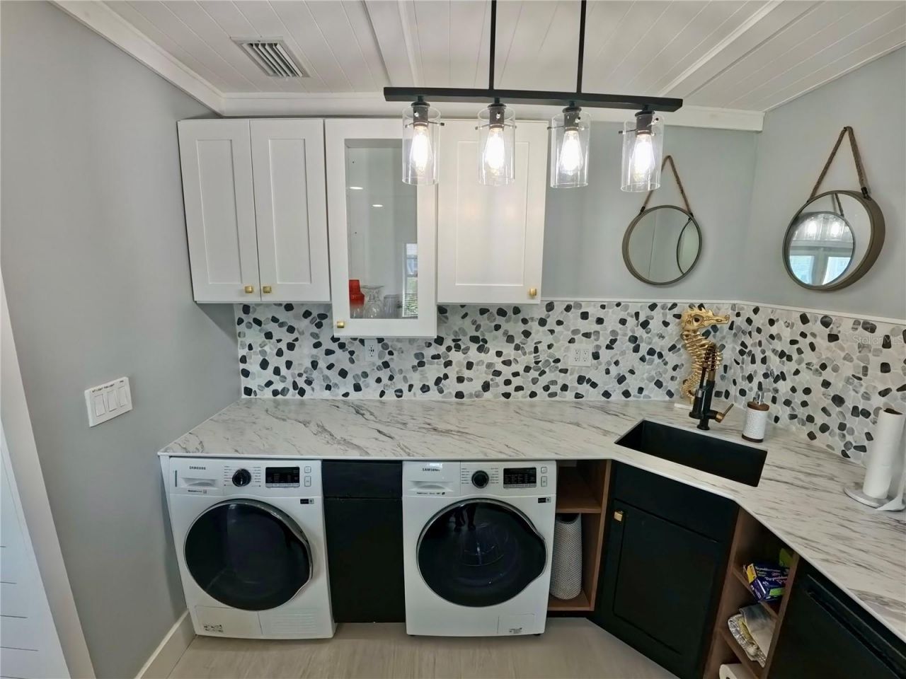 5075 Starfish Drive Se, Unit C, Saint Petersburg, FL 33705 Photo