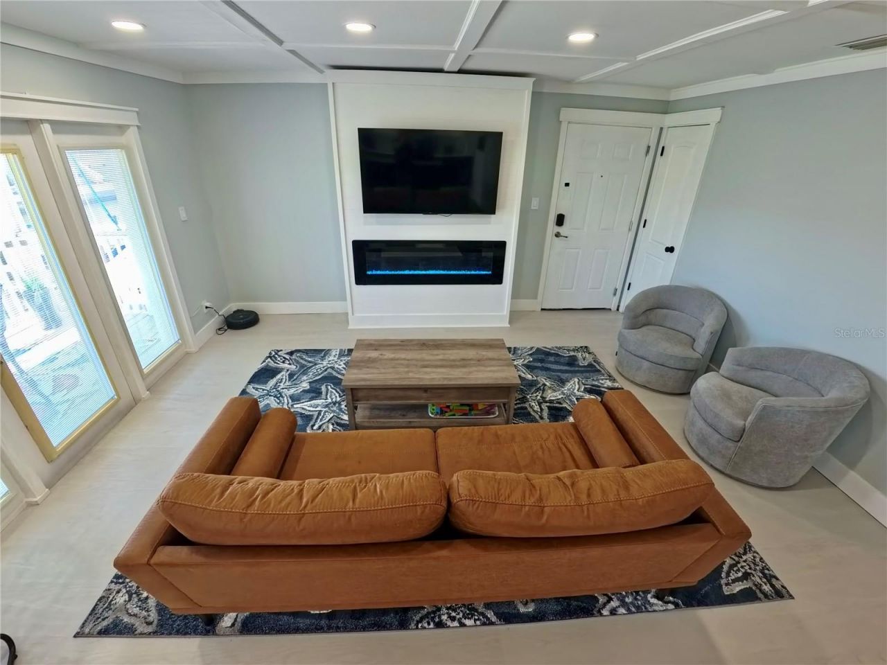 5075 Starfish Drive Se, Unit C, Saint Petersburg, FL 33705 Photo