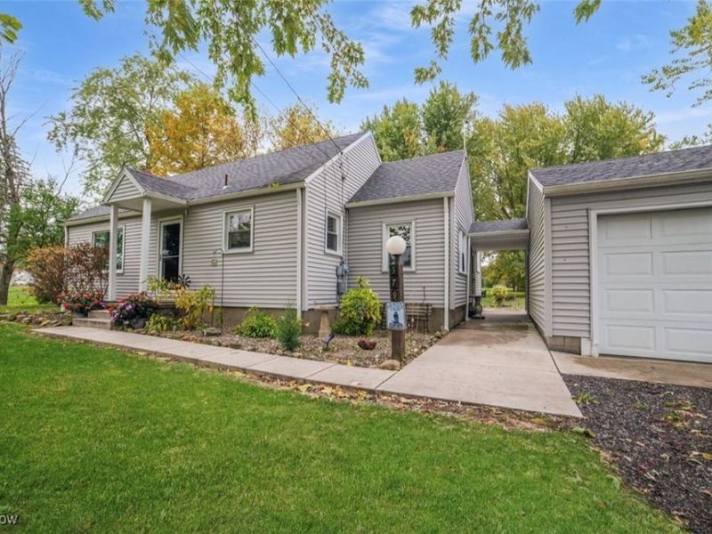 379 S Salem Warren Road, North Jackson, OH 44451 Photo 2