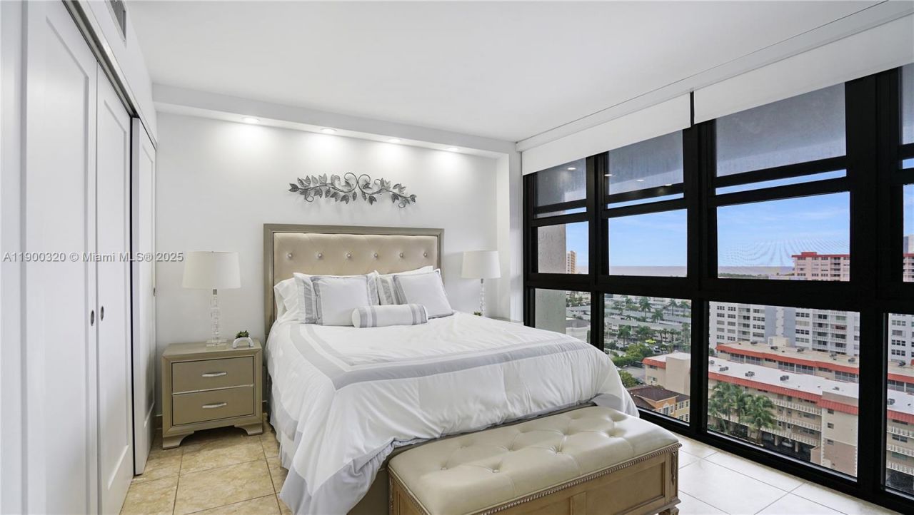 2017 S Ocean Dr, Unit 1510, Hallandale Beach, FL 33009 Photo