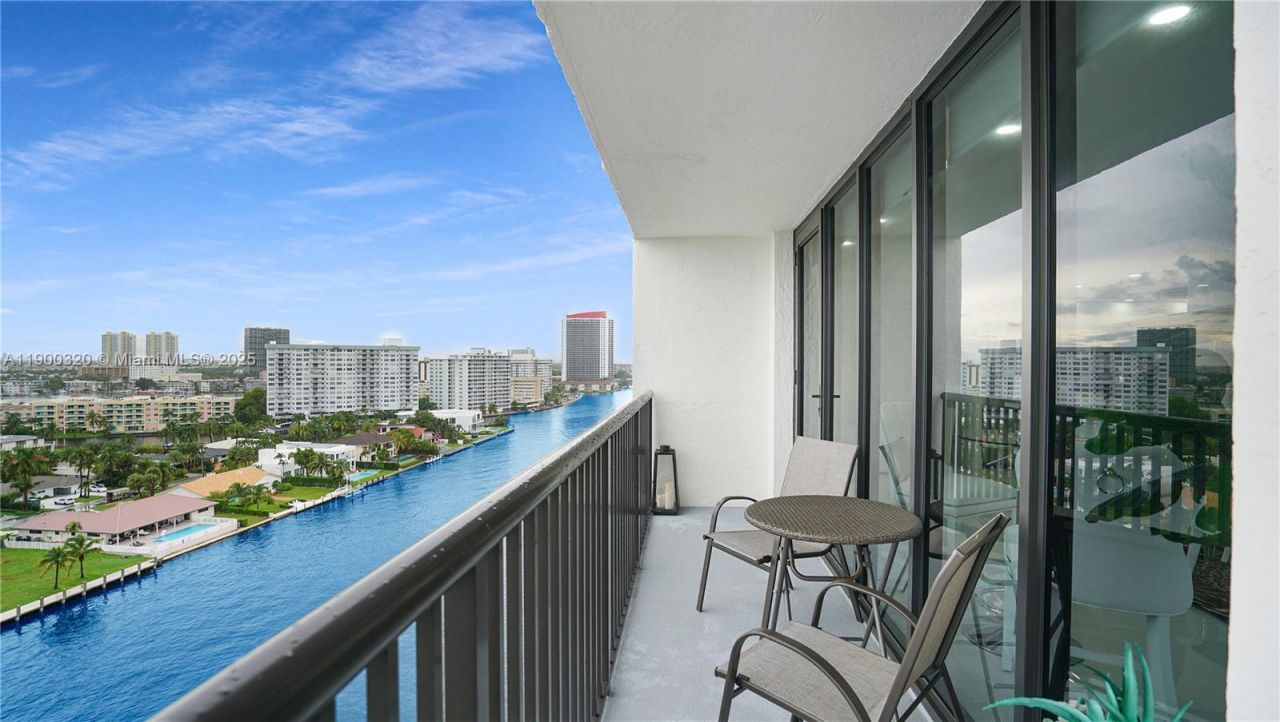 2017 S Ocean Dr, Unit 1510, Hallandale Beach, FL 33009 Photo