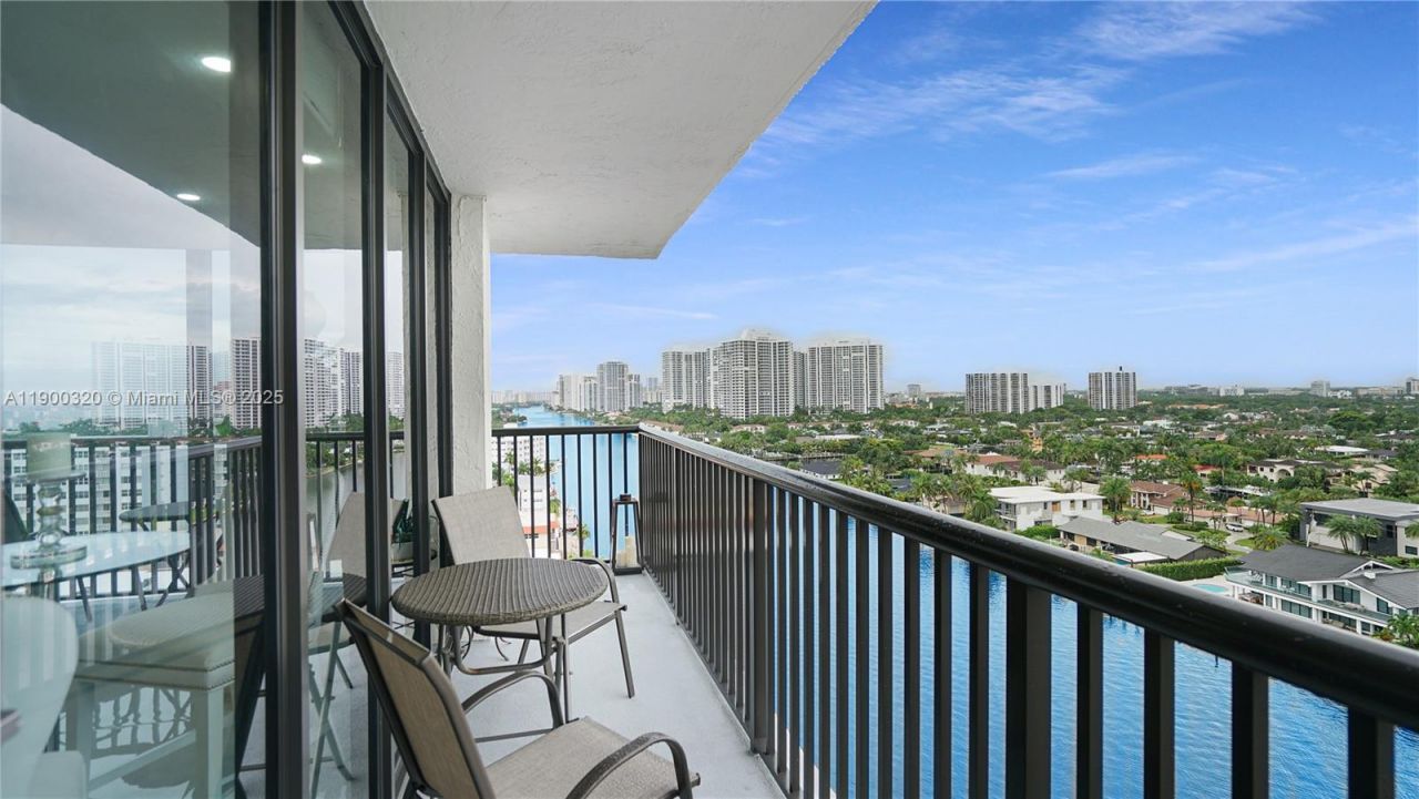 2017 S Ocean Dr, Unit 1510, Hallandale Beach, FL 33009 Photo