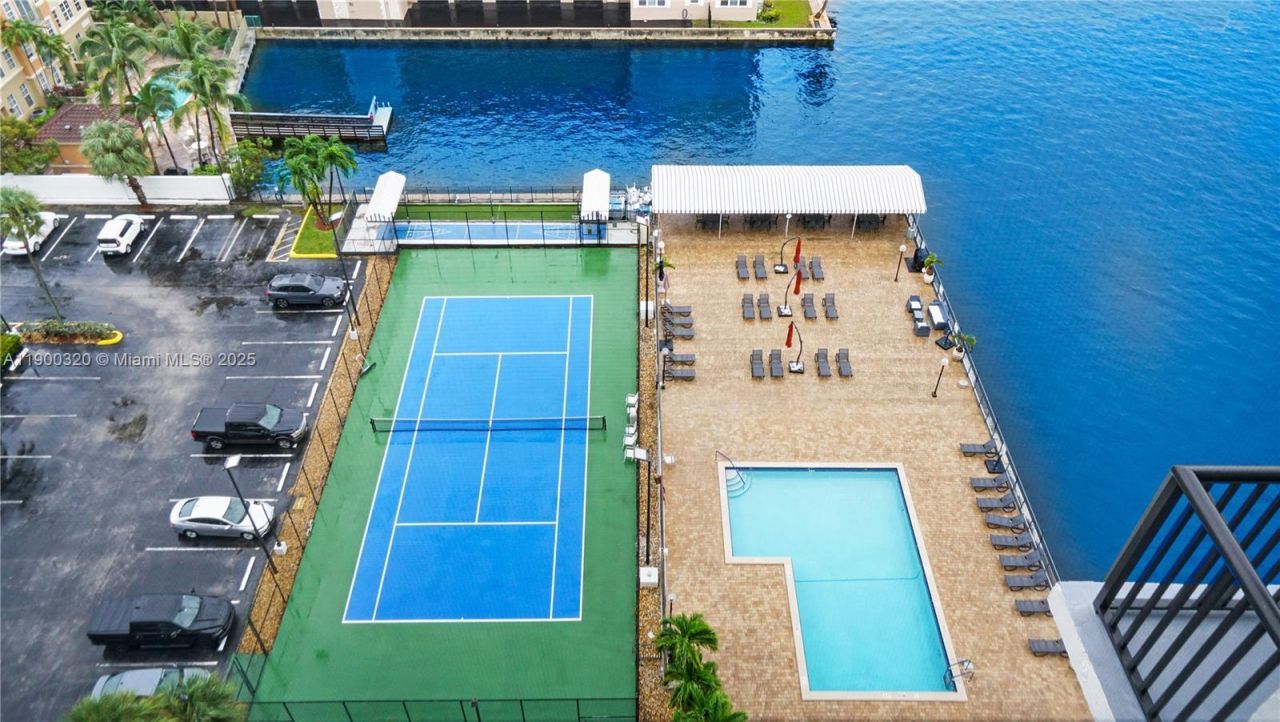 2017 S Ocean Dr, Unit 1510, Hallandale Beach, FL 33009 Photo