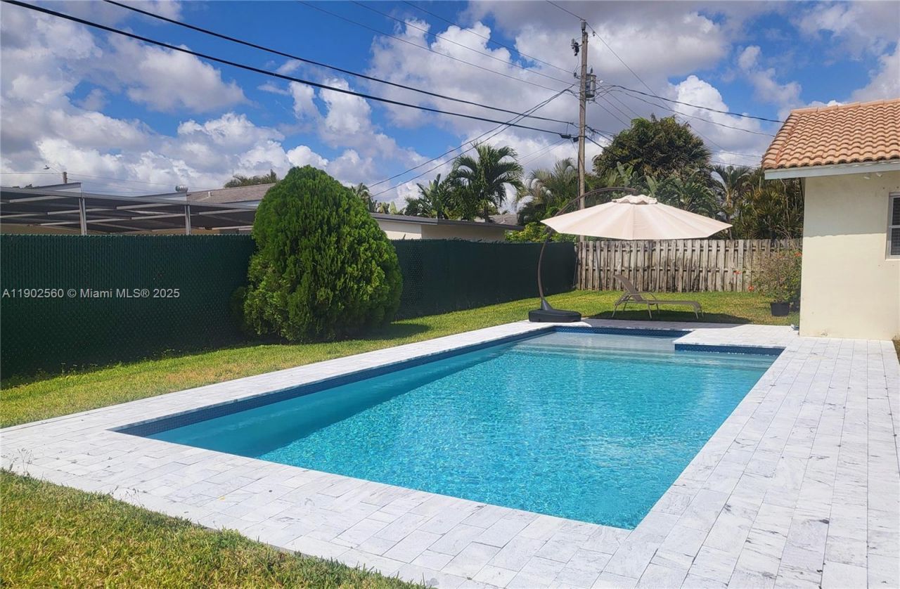 8 Tam O Shanter Ln, Boca Raton, FL 33431 Photo