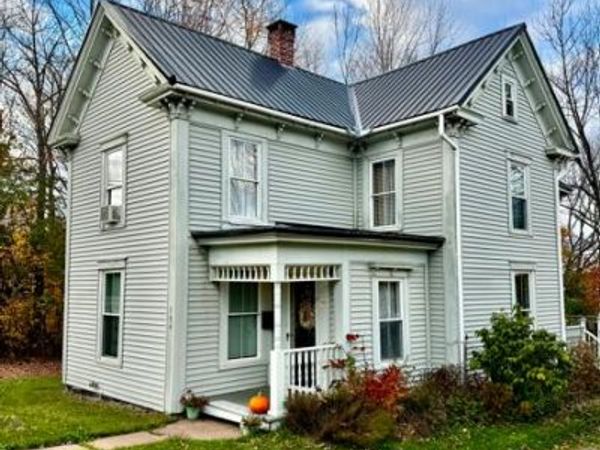 704 Main Street, Calais, ME 04619