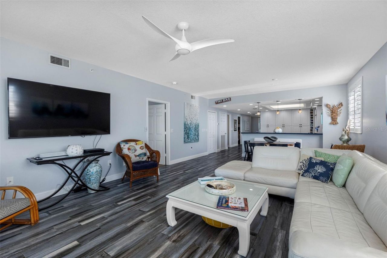 19710 Gulf Boulevard, Unit 301, Indian Shores, FL 33785 Photo